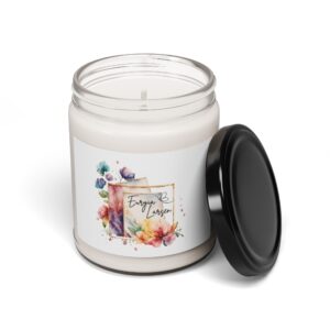 Euryia Larsen Scented Soy Candle, 9oz - Image 2